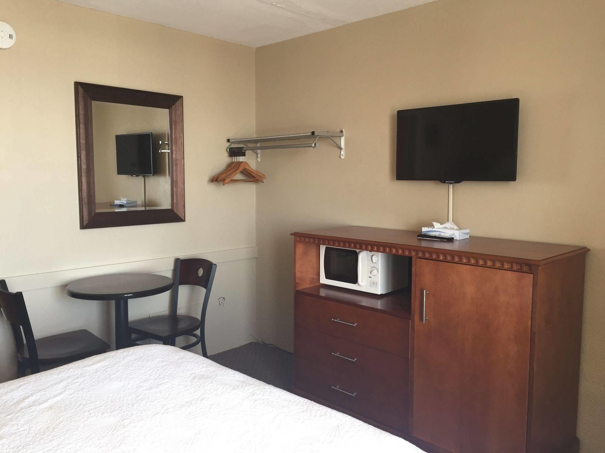 Aquarius Oceanfront Inn Wildwood Εξωτερικό φωτογραφία